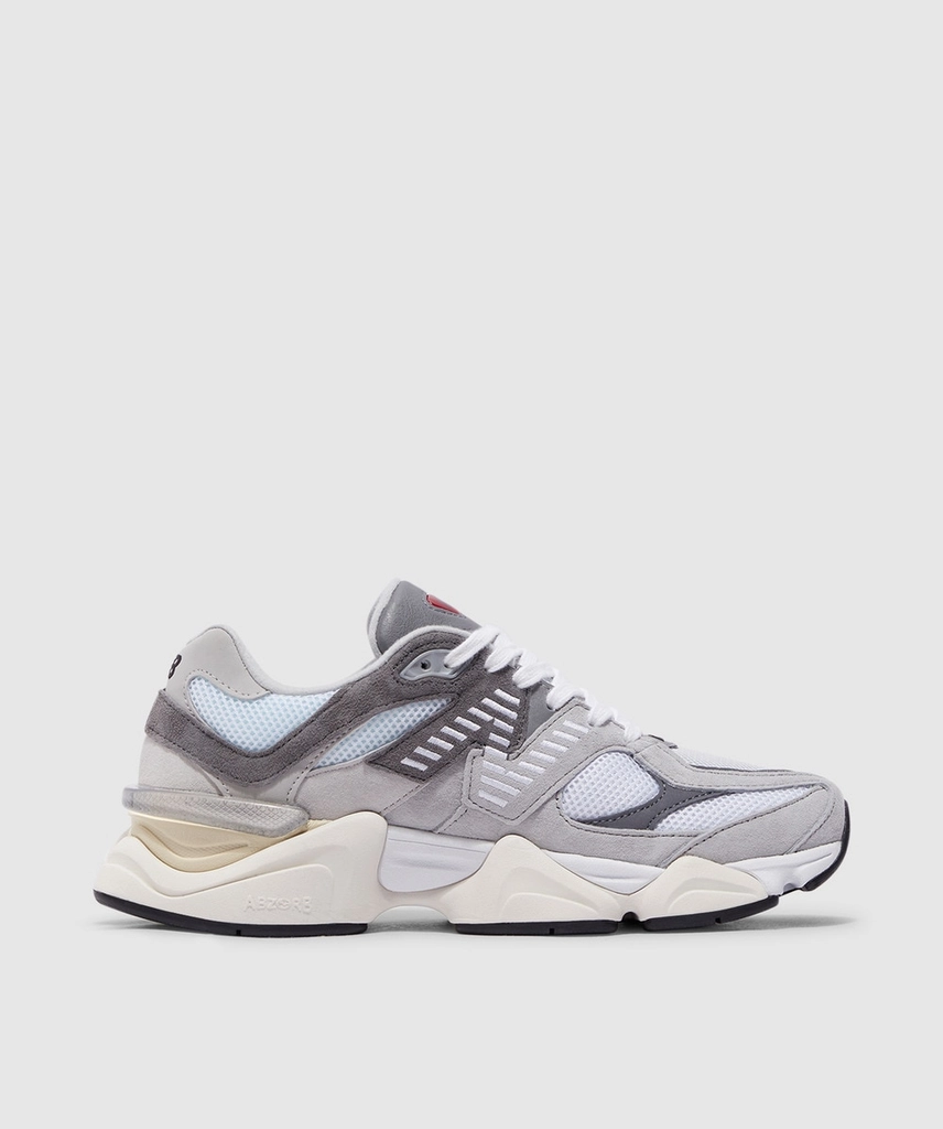 New Balance 9060 sneaker